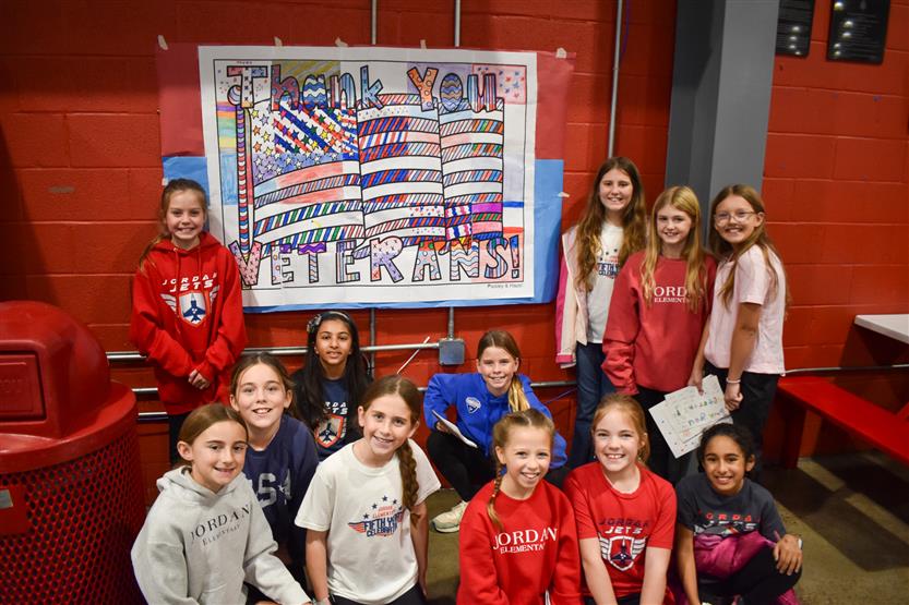 Students visit veterans